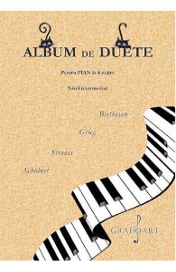 Album de duete pentru pian. Nivel intermediar