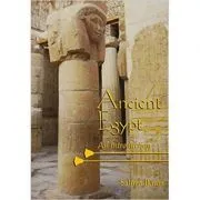 Ancient Egypt: An Introduction de Salima Ikram