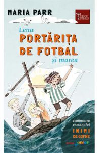 Lena portarita de fotbal si marea