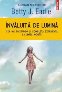 Invaluita de lumina de Betty J. Eadie