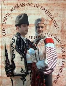 Costumul romanesc de patrimoniu (romana-franceza) de Doina Isfanoni