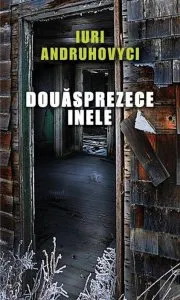 Douasprezece inele