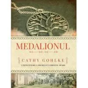 Medalionul de Cathy Gohlke