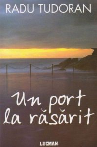 Un port la rasarit