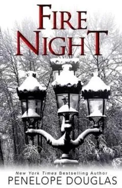 Fire Night. Devil's Night #4.5 de Penelope Douglas