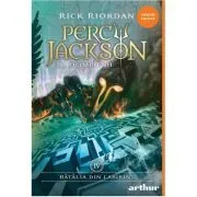 Percy Jackson si Olimpienii 4. Batalia din labirint. Colectia Orange Fantasy de Rick Riordan