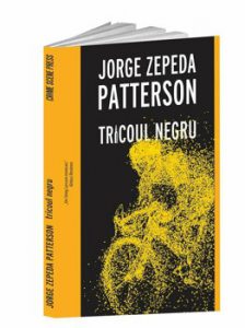 Tricoul negru