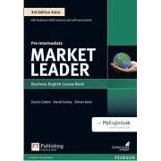 Market Leader 3rd Edition Extra Pre-intermediate Course Book   DVD-ROM de Clare Walsh