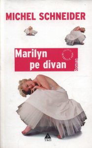 Marilyn pe divan