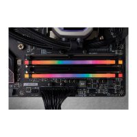 Memorie desktop Corsair CMW256GX4M8E3200C16