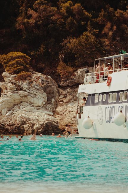 Island Hopping Boat Tours