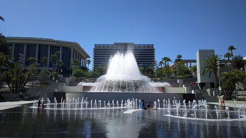 Grand Park (Parku i Madh)