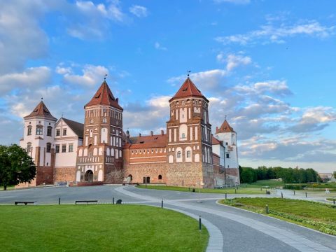 Mir Castle & Nesvizh Palace (UNESCO Sites)