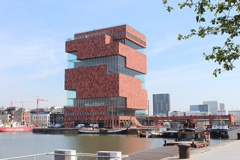 Museum aan de Stroom (MAS)