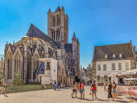 Sint-Veerleplein Square