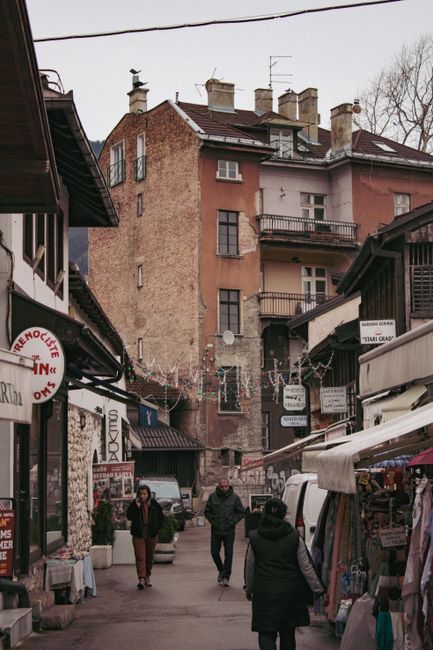 Vratnik Historic Neighborhood