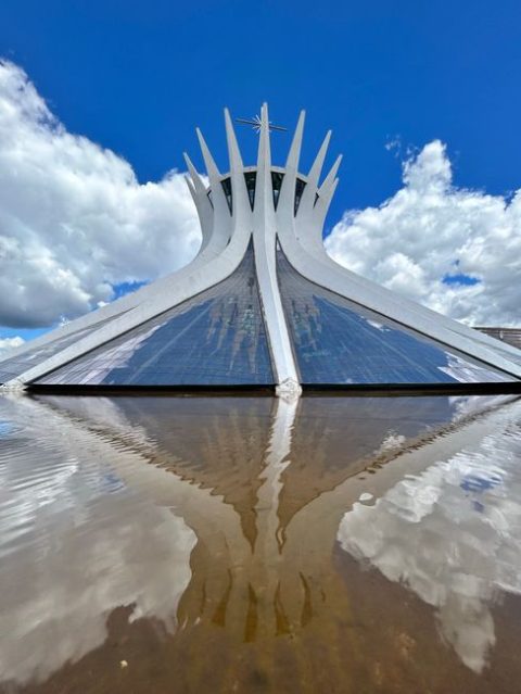 Escultura Monumental - O Meteoro