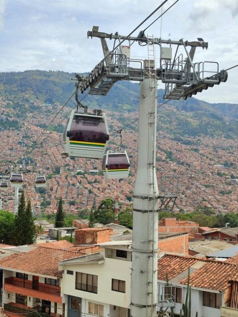 Metro Cable Car System