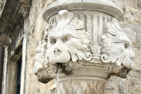 Onofrio's Large Fountain