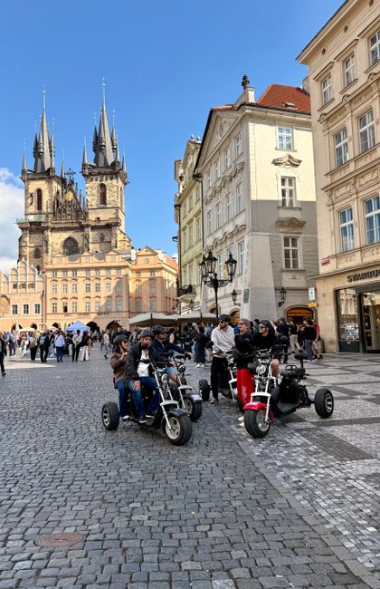 E-Scooter & Bike Tours