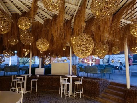 Tropicana Bar