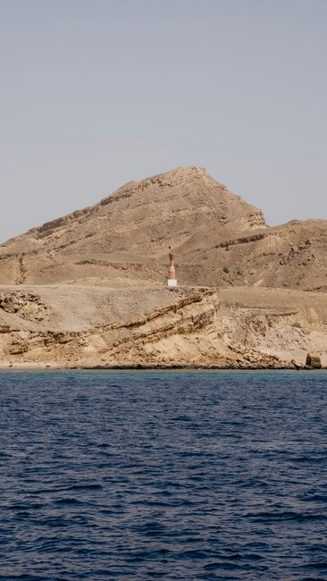 Ras Um Sid Lighthouse & Reef