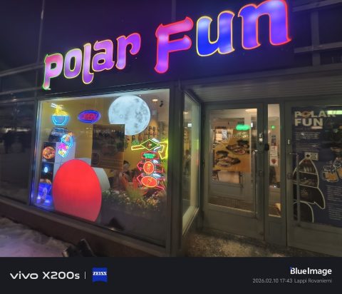 Polar Fun - Chinese Restaurant & Games