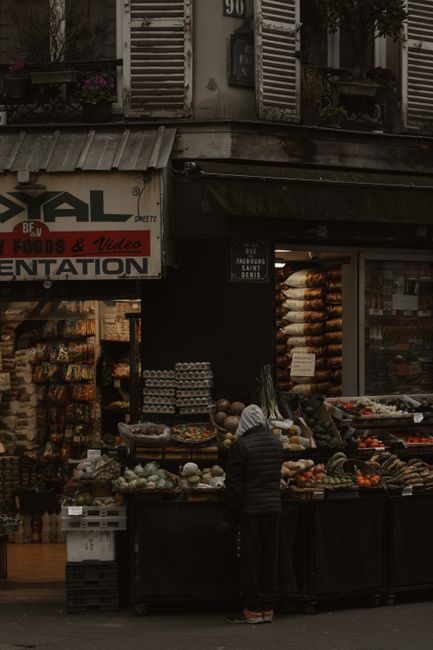 Halle du Faubourg (Local Produce Market)