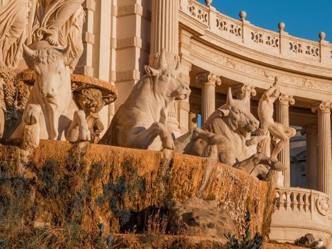 Palais du Pharo Playground and Lawns