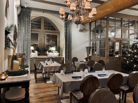 HerR Restaurant