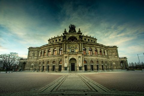 Semperoper Backstage Tour