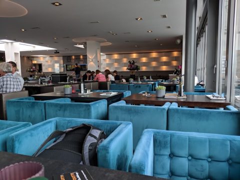 6 Sinne Sky Bar and Restaurant