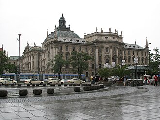 Ice Skating at Karlsplatz (Stachus)