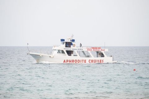 Glass-Bottom Boat Family Cruise