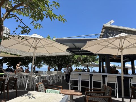 Lotos Beach Bar