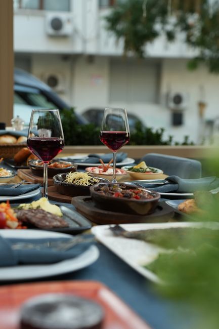 Food & Wine Tasting Experience