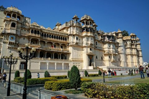 Saheliyon-ki-Bari Fountains