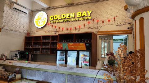 Golden Bay Live Seafood Restaurant Bandung