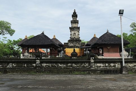 Pura Sakenan