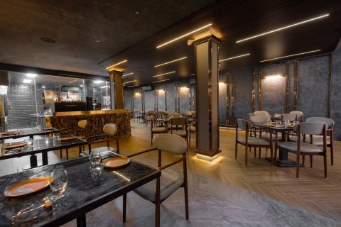 Enchanté Dining