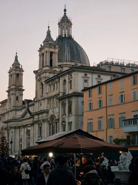 Rome Christmas Markets and Piazza Navona Lights