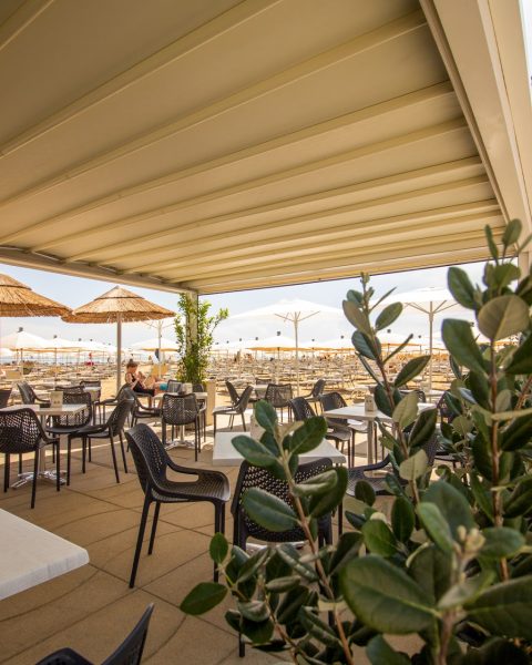 Loredana Beach Bar