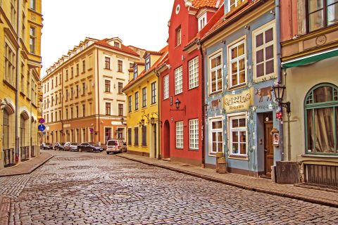 Jauniela Street