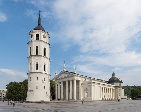 Cathedral Square (Katedros aikštė)