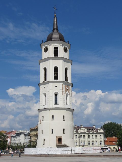 Three Crosses Monument