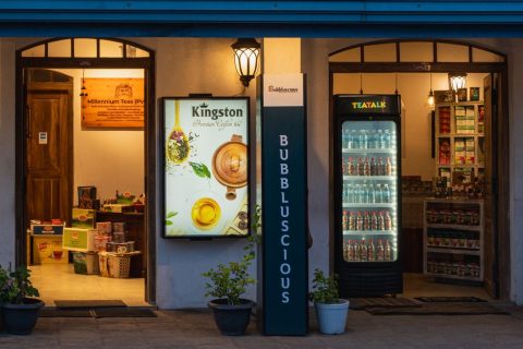 Hedhikaa Tea Shop Culture