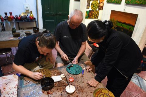 Lacquerware and Handicraft Workshops