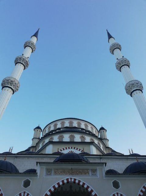 Ishak Bey Mosque (Aladža Mosque)