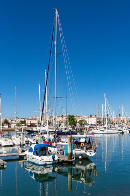 Faro Marina & Jardim Manuel Bívar