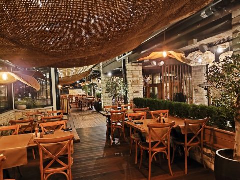 Kimpolung Restaurant